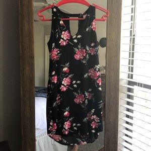Floral shift dress
